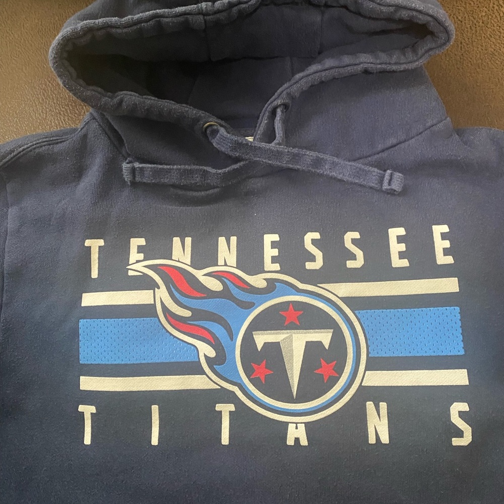 Majestic Women's Navy Hoodie - Tennessee Titans, size Medium
